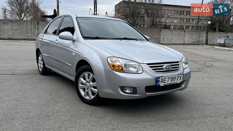 Kia Cerato (2007)