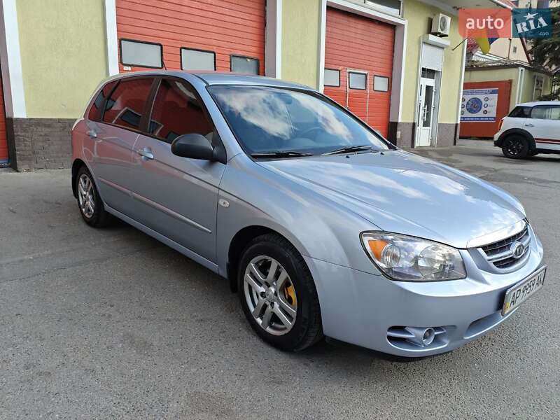 Kia Cerato (2006)