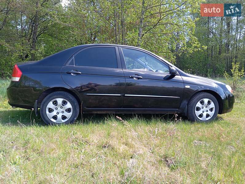 Kia Cerato (2007)