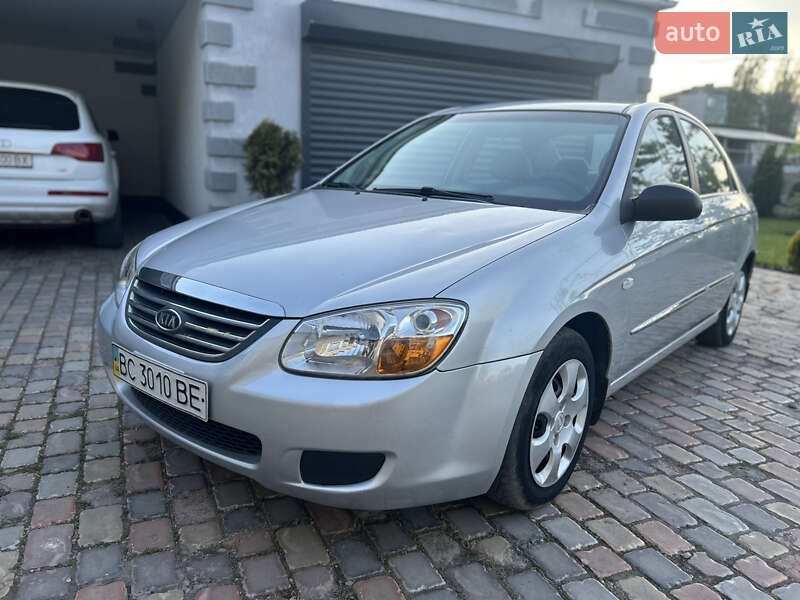 Kia Cerato (2007)