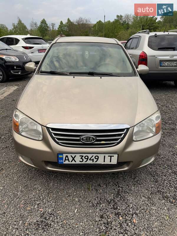 Kia Cerato (2008)