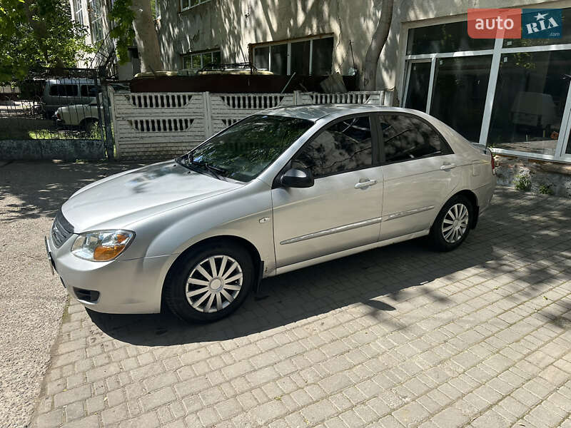 Kia Cerato (2008)