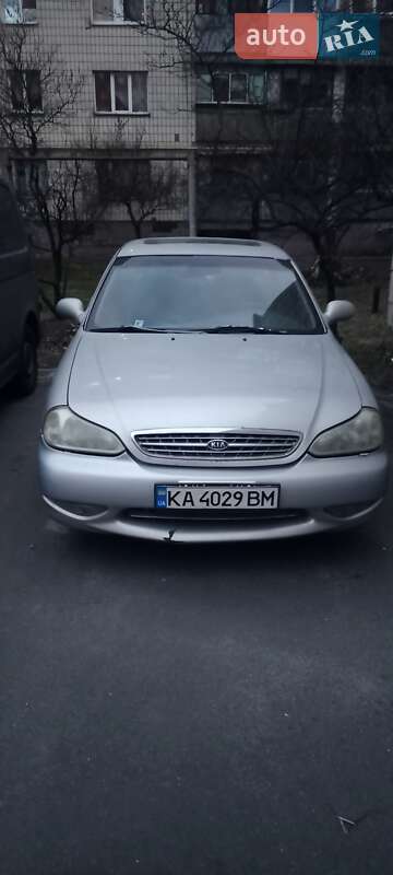 Kia Clarus (1998)