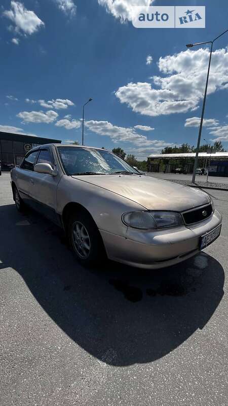 Kia Clarus (1998)