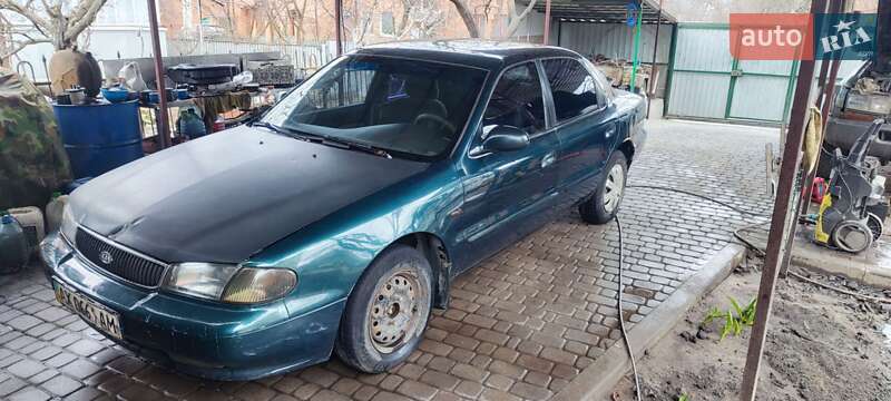 Kia Clarus (1998)