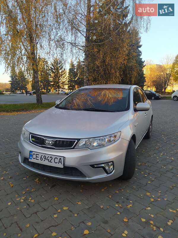 Kia Forte (2010)
