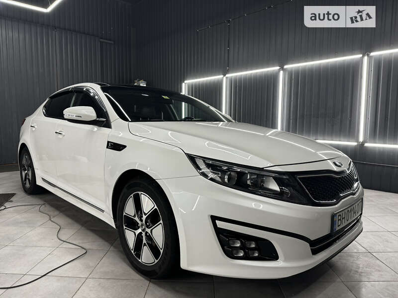 Kia K5 (2012)
