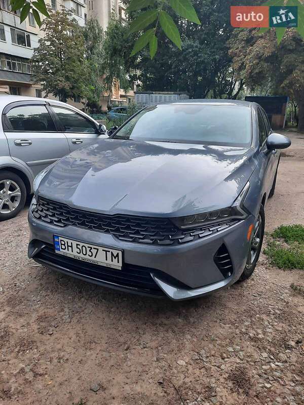 Kia K5 (2022)
