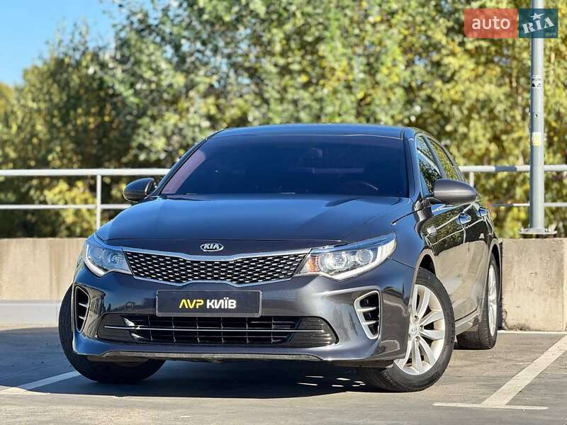 Kia K5 (2017)