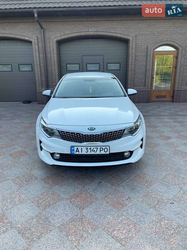 Kia K5 (2016)