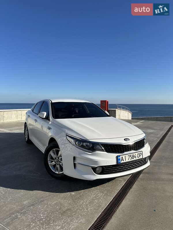 Kia K5 (2017)