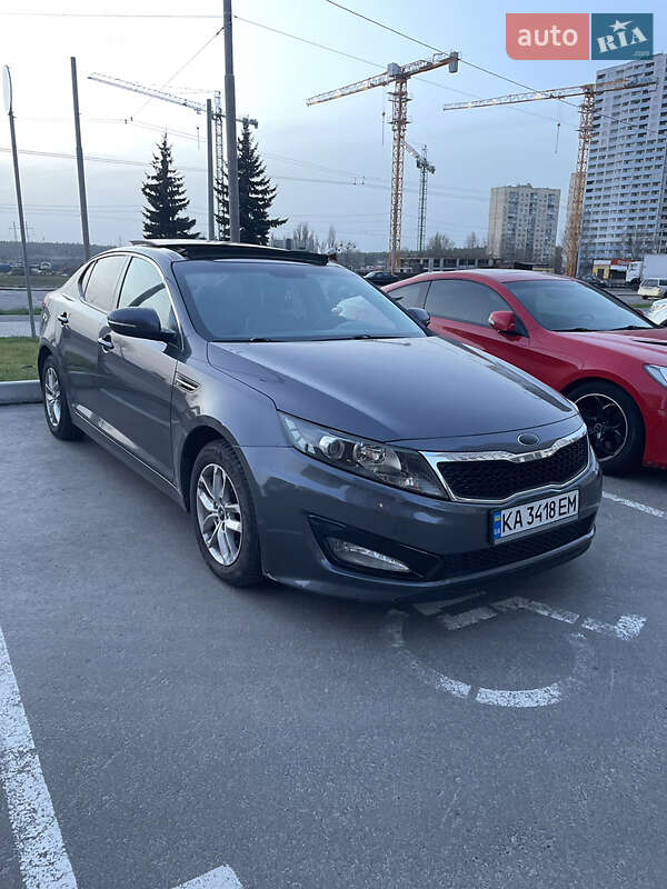 Kia K5 (2012)