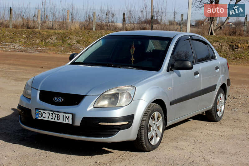 Kia Rio (2008)