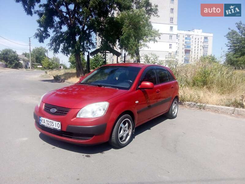 Kia Rio (2008)