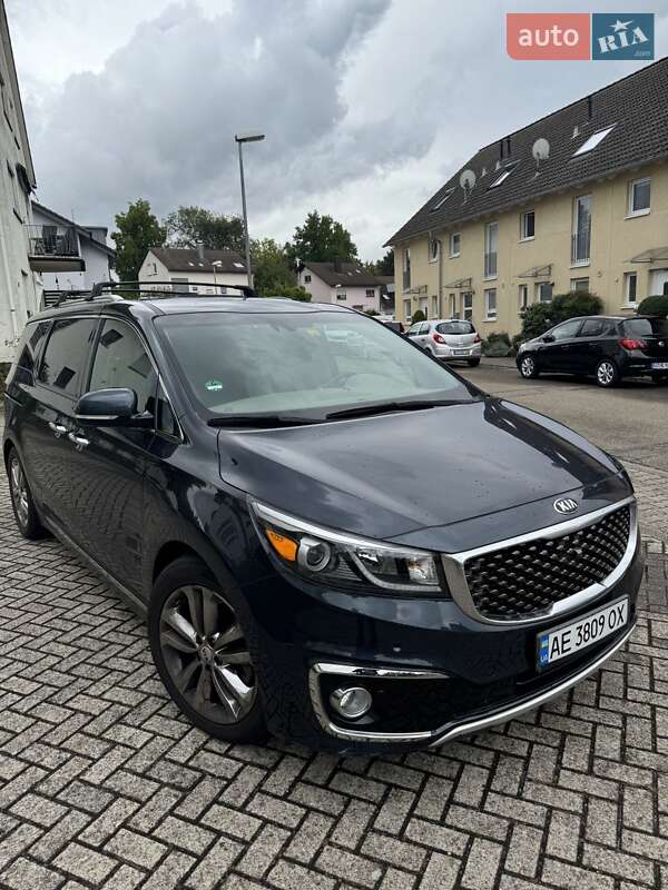 Kia Sedona (2015)