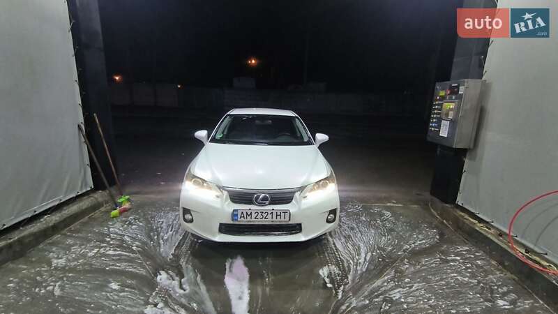Lexus Ct (2013)