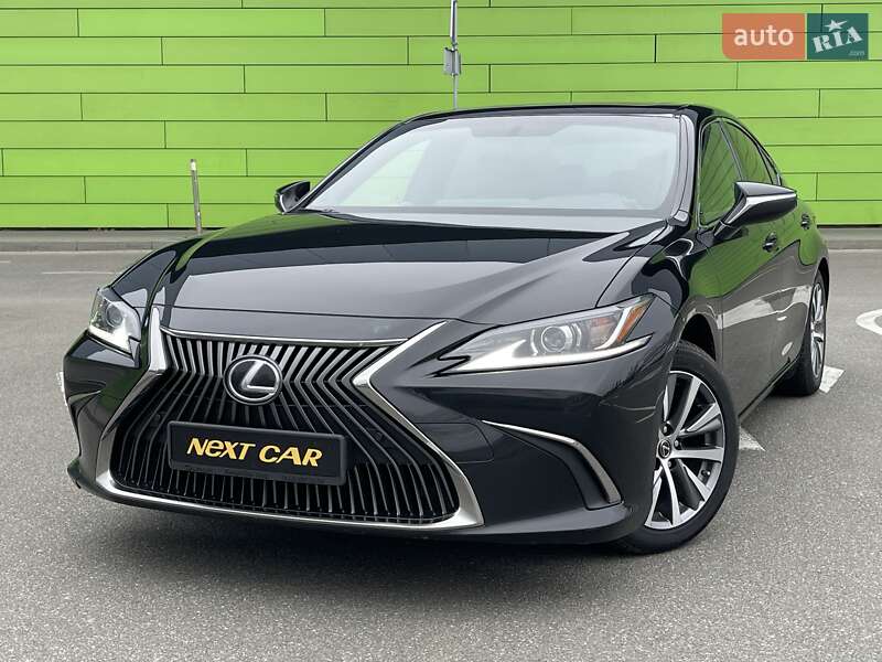 Lexus Es (2019)