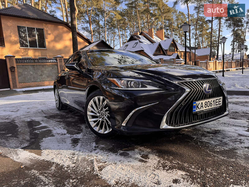 Lexus Es (2018)