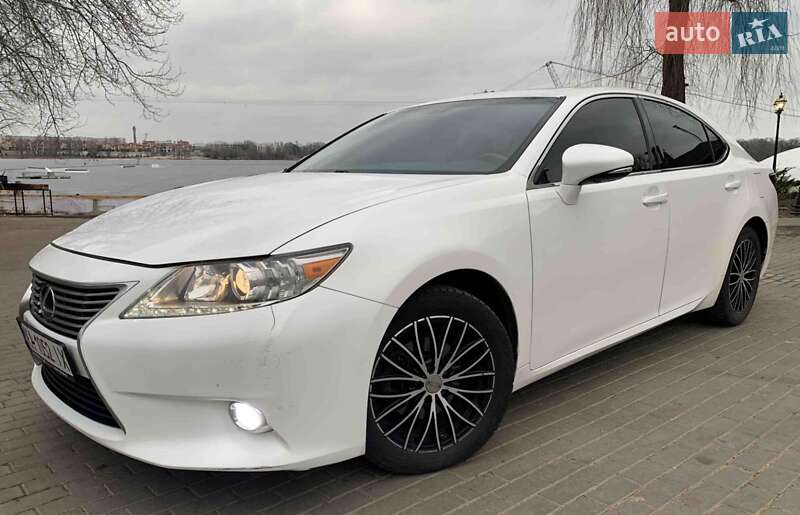 Lexus Es (2014)