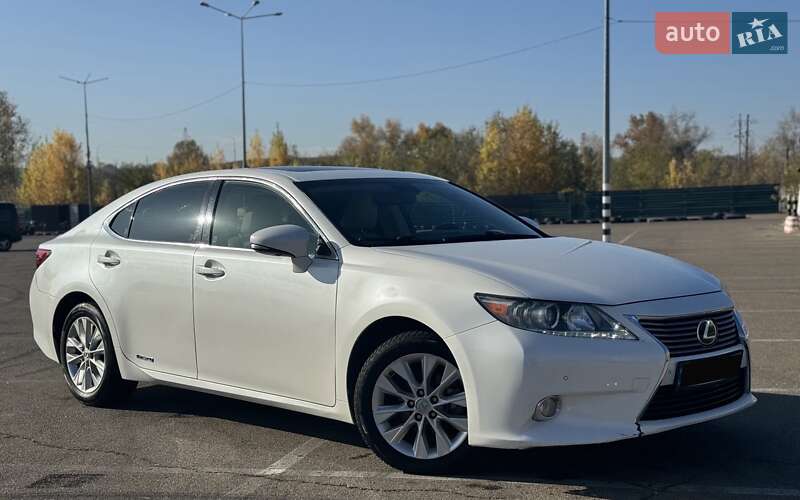 Lexus Es (2012)