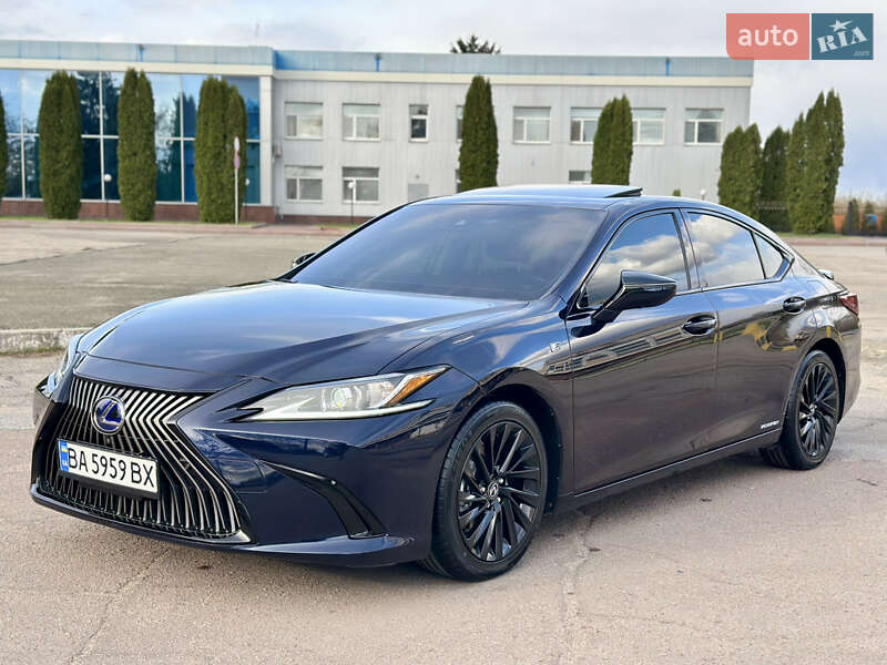 Lexus Es (2018)