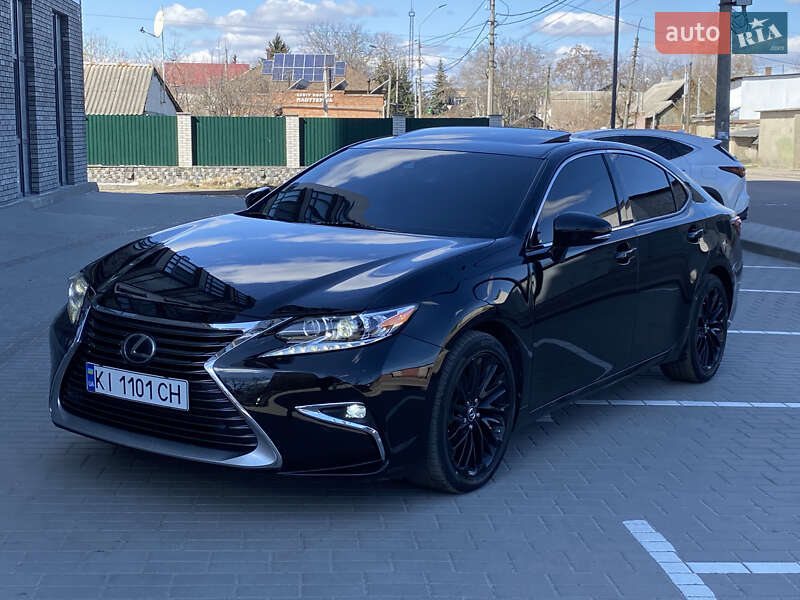 Lexus Es (2016)