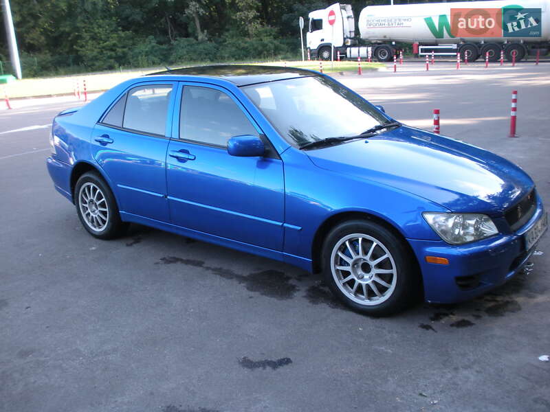 Lexus Is (2003)