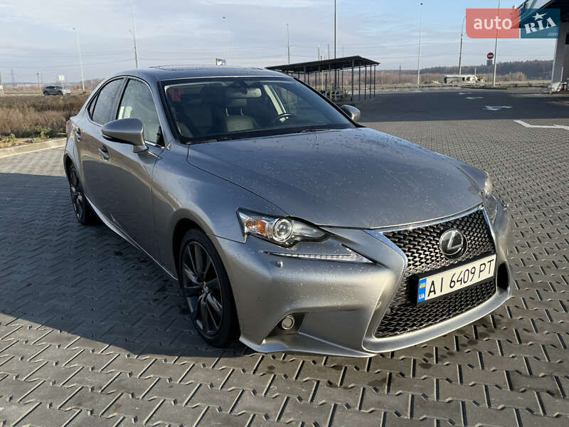 Lexus Is 200t (2015)