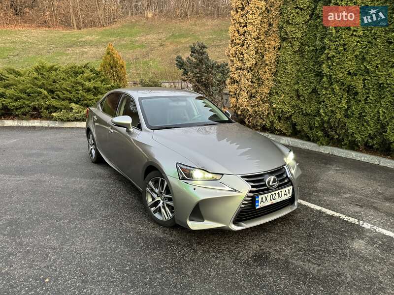 Lexus Is 200t (2017)