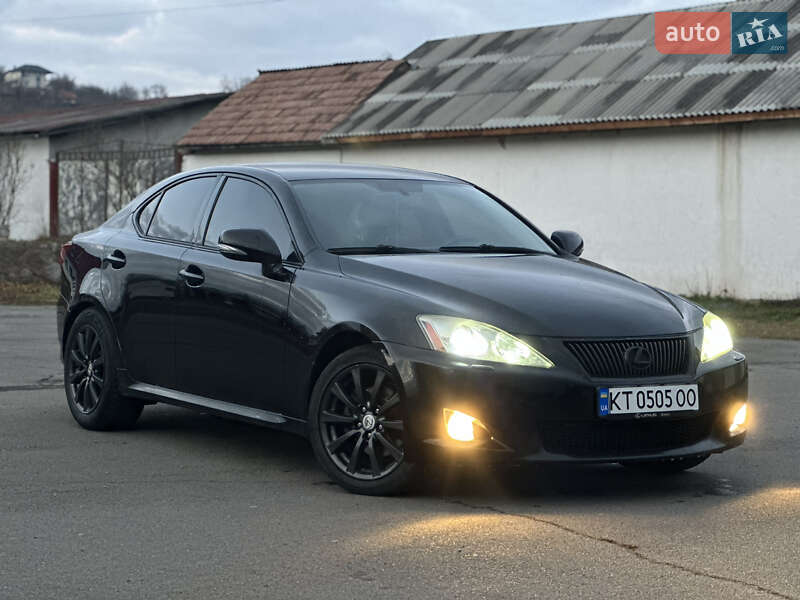 Lexus Is (2010)