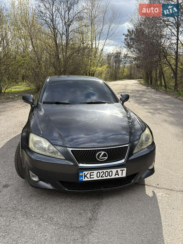 Lexus Is (2006)