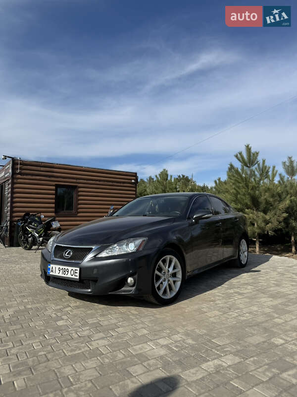 Lexus Is (2011)