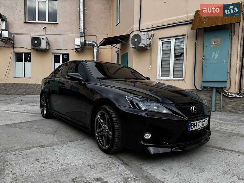 Lexus Is (2010)