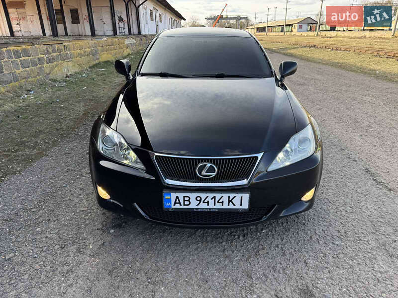 Lexus Is (2008)
