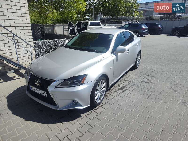 Lexus Is (2006)