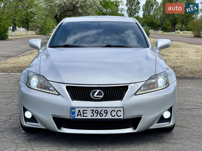 Lexus Is (2011)