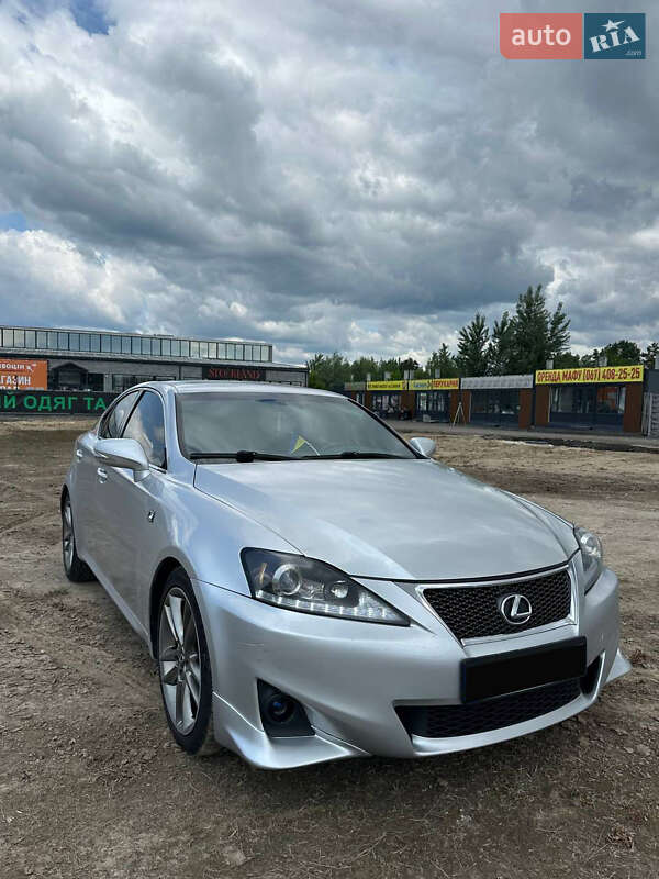 Lexus Is (2011)