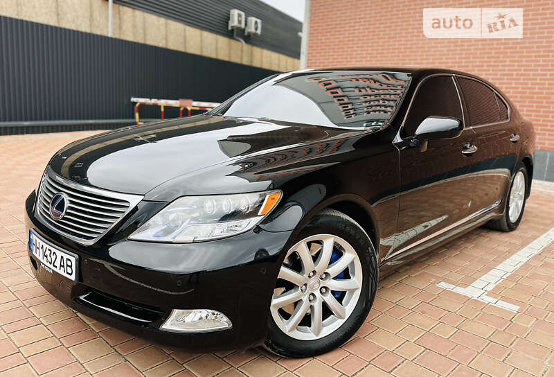 Lexus Ls (2008)