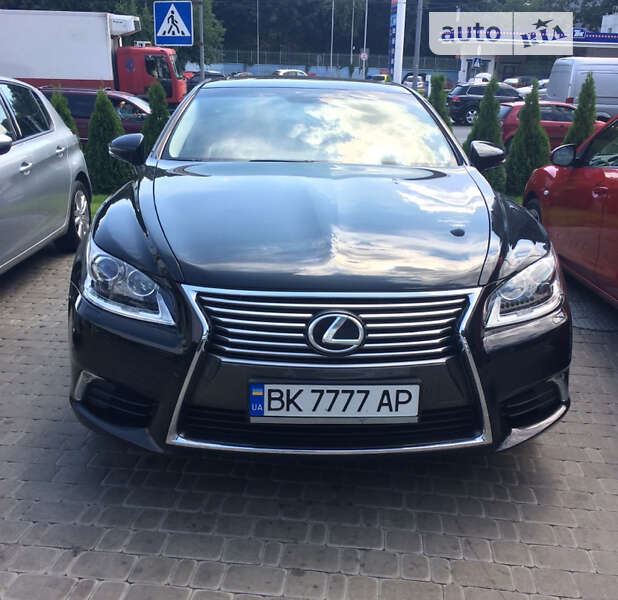 Lexus Ls 460 l (2013)