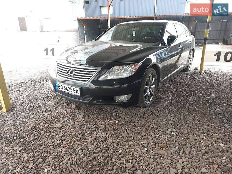 Lexus Ls (2010)
