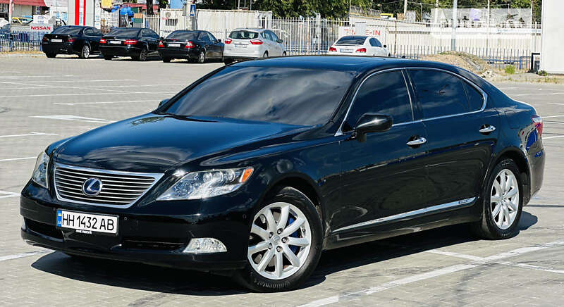 Lexus Ls (2008)