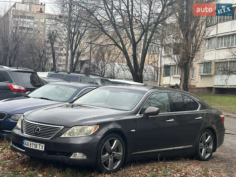 Lexus Ls (2007)