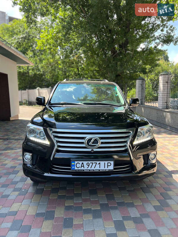 Lexus Lx (2012)