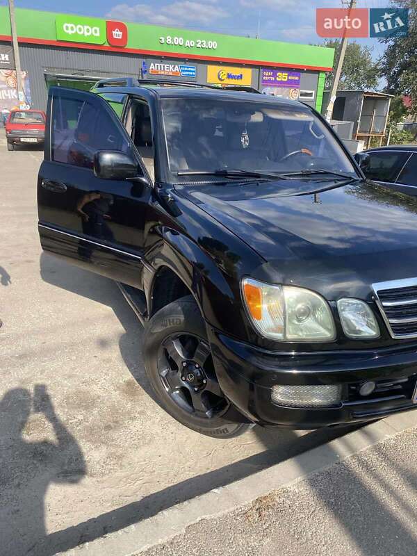 Lexus Lx 470 (2005)