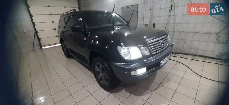 Lexus Lx 470 (2007)