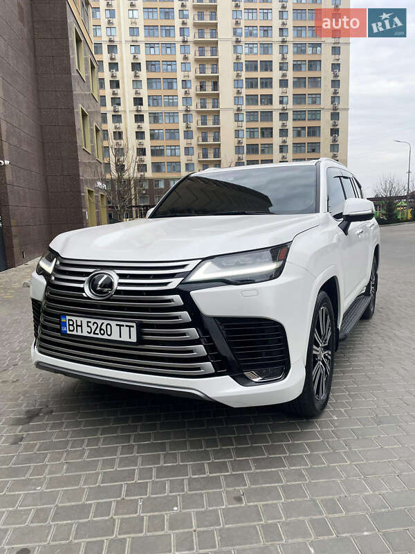 Lexus Lx (2022)
