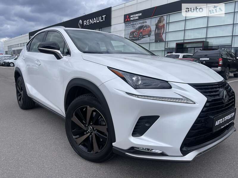 Lexus Nx 200 (2020)