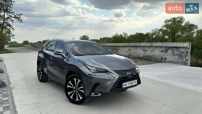 Lexus Nx (2020)