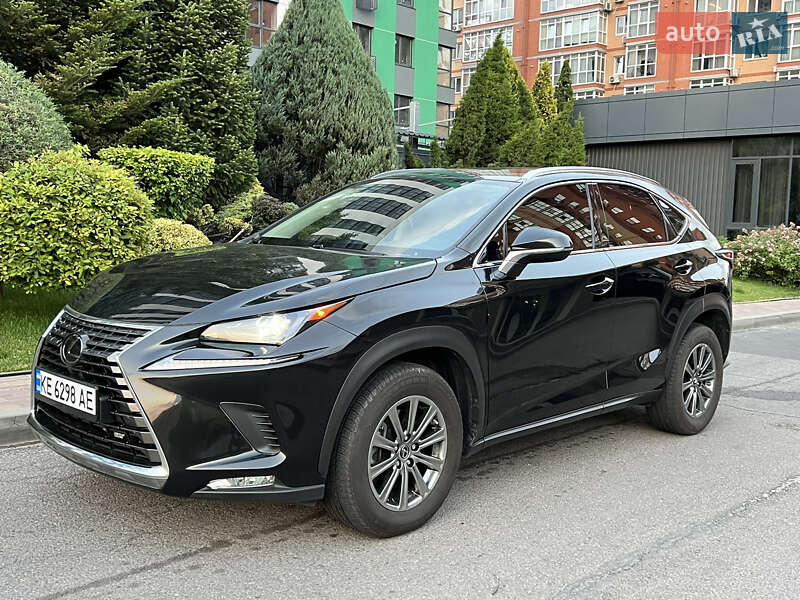 Lexus Nx (2019)