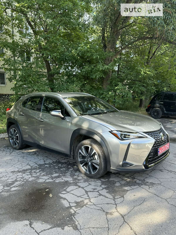 Lexus Ux (2021)